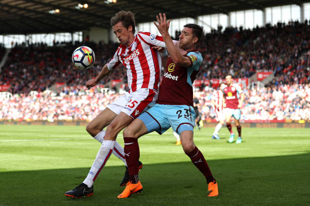 相较之下 相较之下